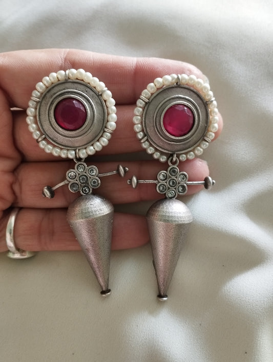 Silver look alike fine quality stone earrings